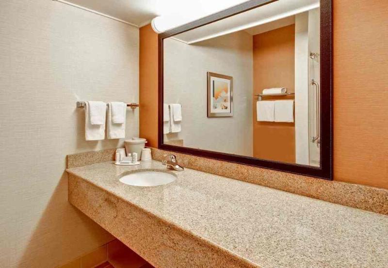 Home2 Suites By Hilton Saratoga Malta Extérieur photo